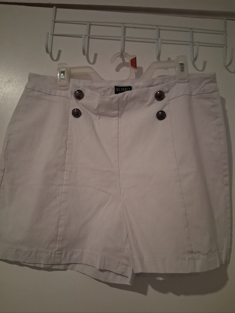 Soho White High-Waist Button Accent Women's Shorts